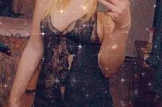 Im the kinda gal you DON'T take home to your mom - Image 1